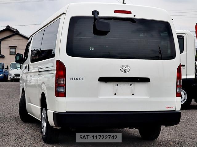 Toyota HIACE VAN 2022-03 7961917-1