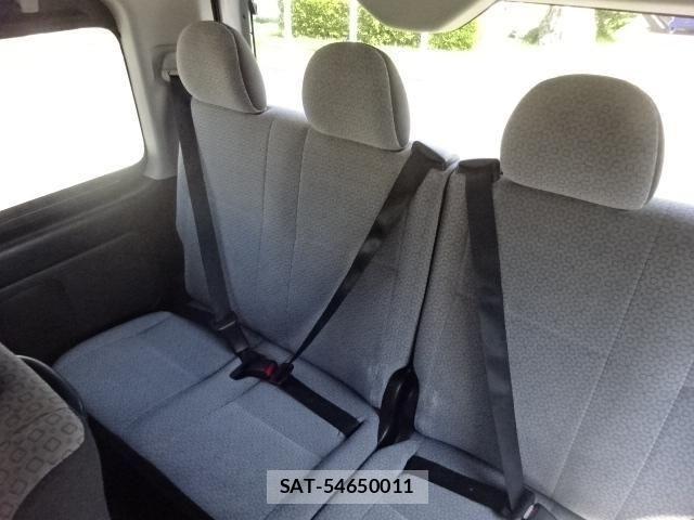 Toyota HIACE VAN 2019-04 7979386-17