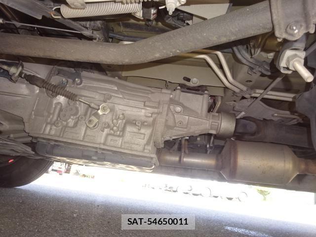 Toyota HIACE VAN 2019-04 7979386-22