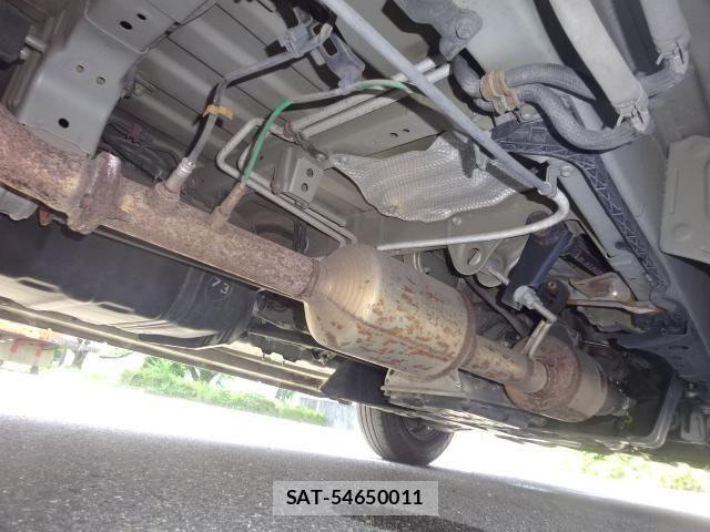 Toyota HIACE VAN 2019-04 7979386-26