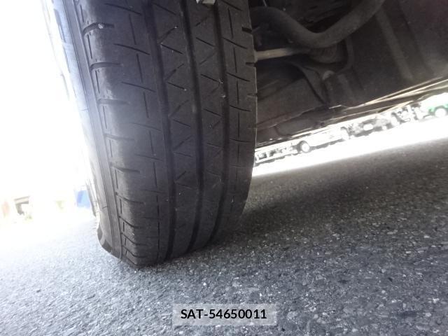 Toyota HIACE VAN 2019-04 7979386-29