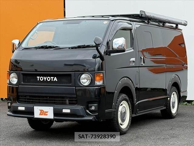 Toyota HIACE VAN 2022-12 8035840-9