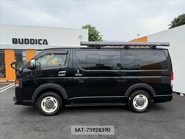 Toyota HIACE VAN 2022-12 8035840-10
