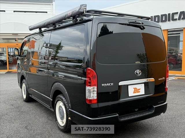 Toyota HIACE VAN 2022-12 8035840-14