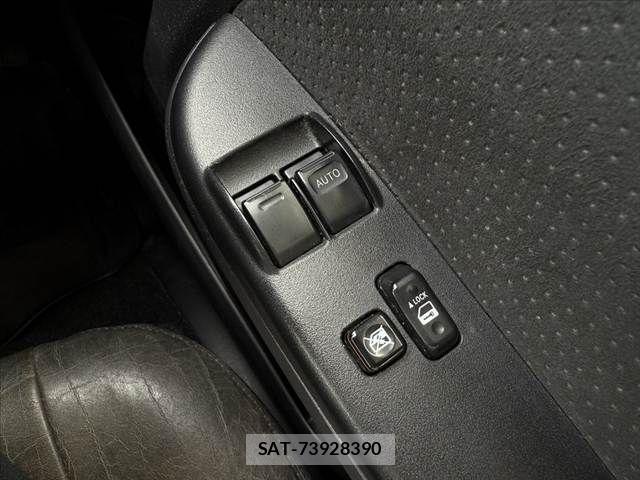 Toyota HIACE VAN 2022-12 8035840-20