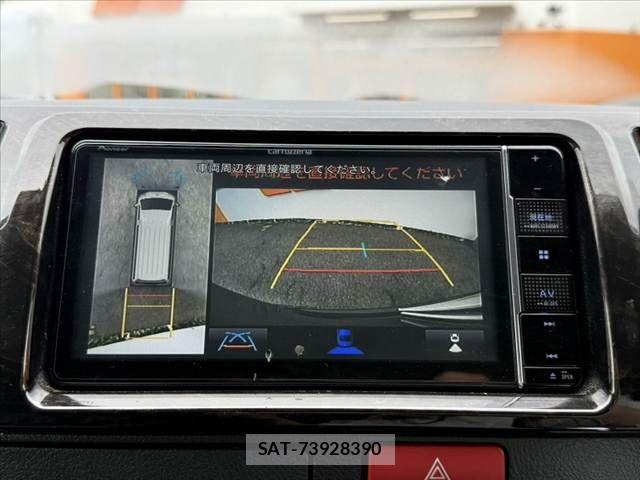 Toyota HIACE VAN 2022-12 8035840-5
