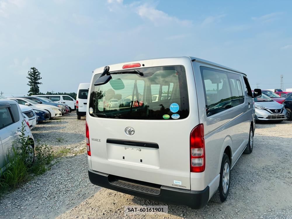 Toyota HIACE VAN 2019-02 7972165-4