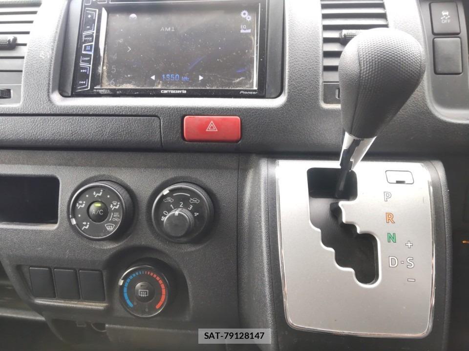 Toyota HIACE VAN 2019 8029838-9
