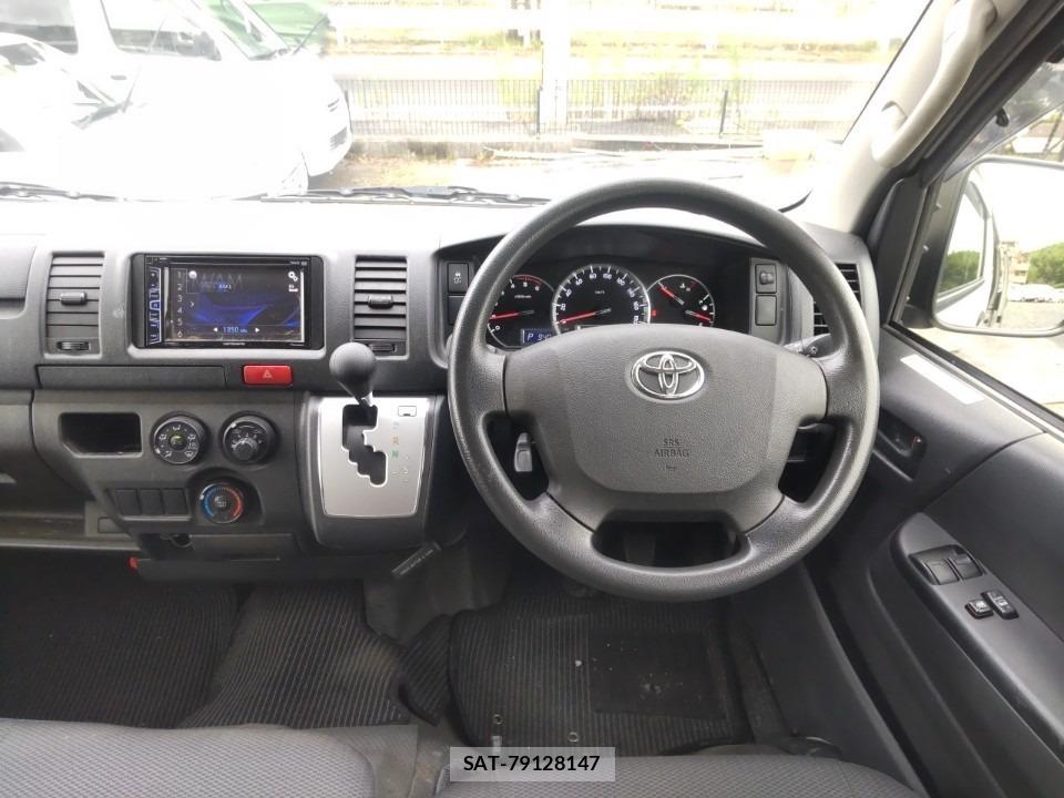 Toyota HIACE VAN 2019 8029838-6