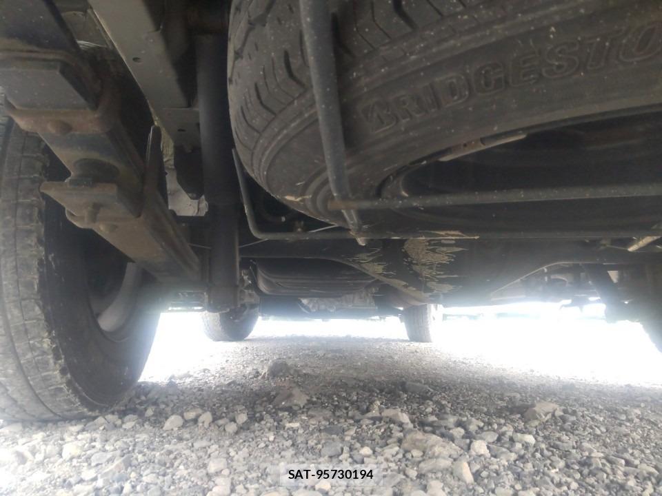 Toyota HIACE VAN 2020-06 7998220-18