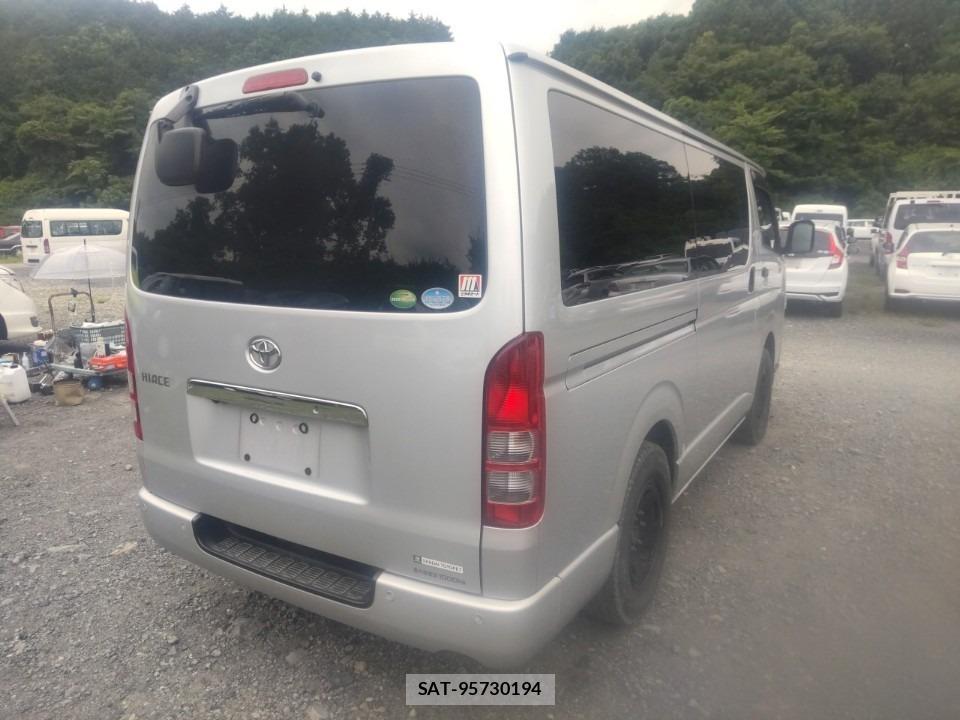 Toyota HIACE VAN 2020-06 7998220-1