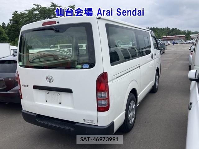 Toyota HIACE VAN 2019-07 8068529-1