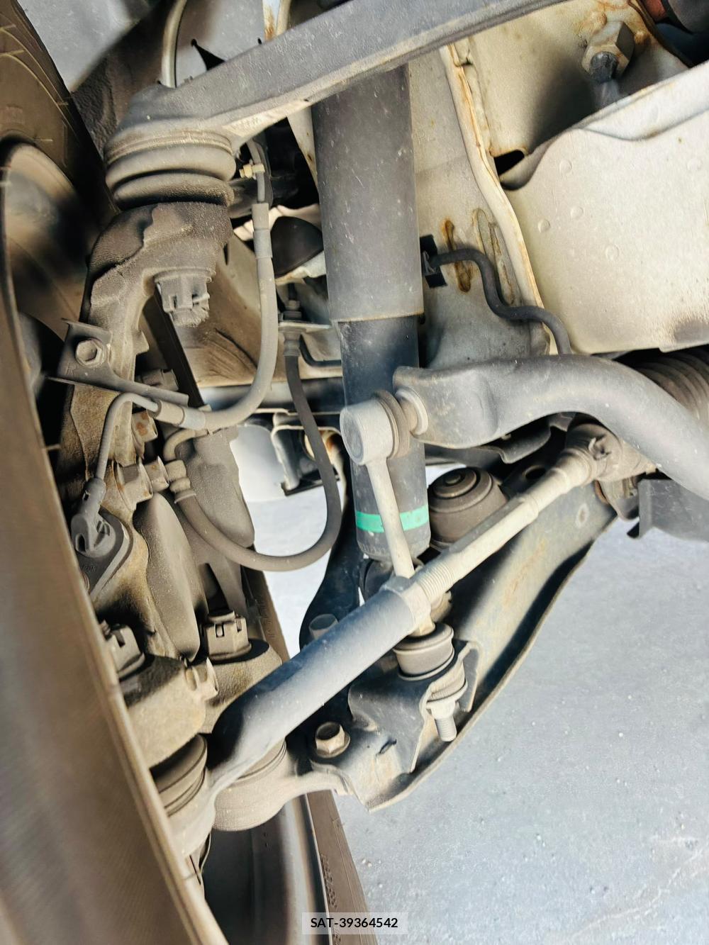 Toyota HIACE VAN 2019-06 7903883-33