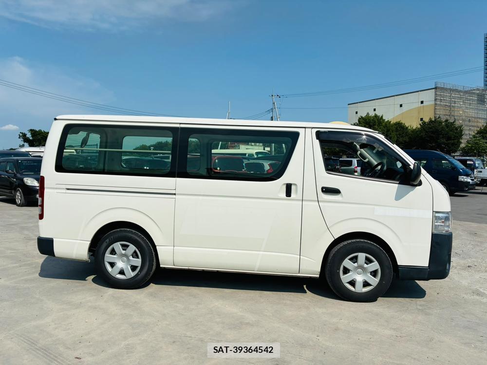 Toyota HIACE VAN 2019-06 7903883-5
