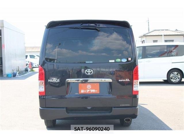 Toyota HIACE VAN 2020-09 8130429-13