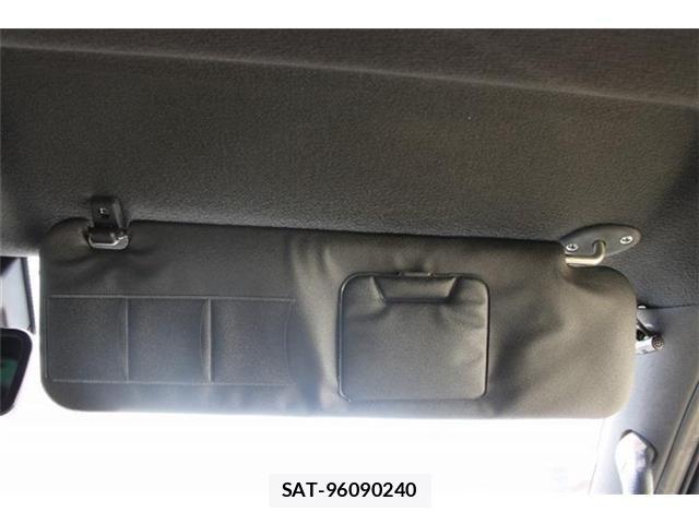 Toyota HIACE VAN 2020-09 8130429-22