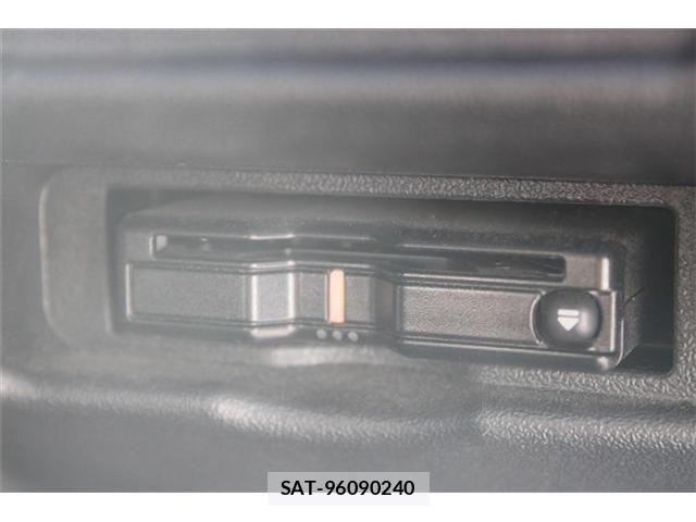 Toyota HIACE VAN 2020-09 8130429-4