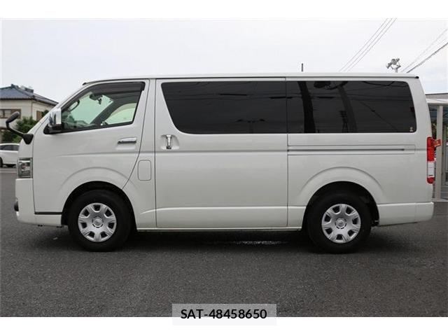Toyota HIACE VAN 2021-03 8207779-9