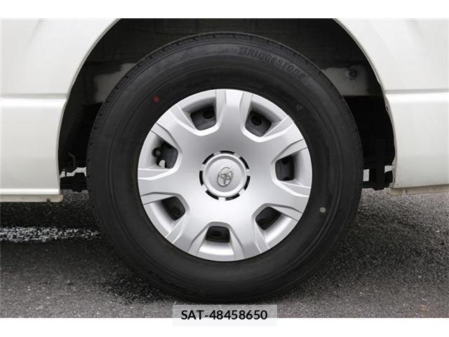 Toyota HIACE VAN 2021-03 8207779-12