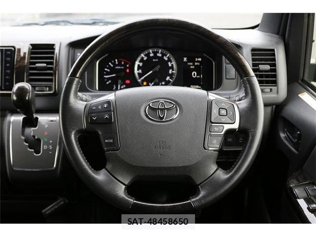 Toyota HIACE VAN 2021-03 8207779-17
