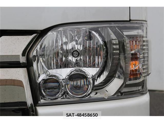 Toyota HIACE VAN 2021-03 8207779-23