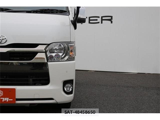 Toyota HIACE VAN 2021-03 8207779-25