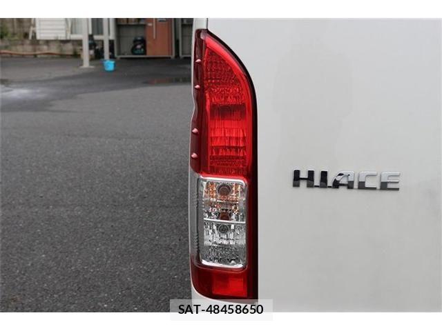 Toyota HIACE VAN 2021-03 8207779-28