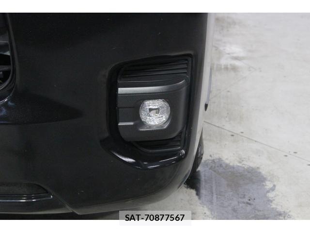 Toyota HIACE VAN 2023-01 8207777-15