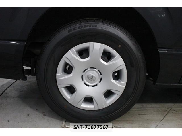 Toyota HIACE VAN 2023-01 8207777-26