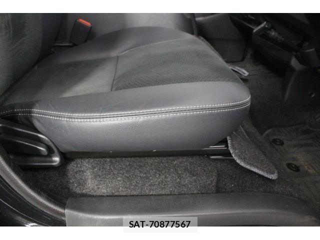Toyota HIACE VAN 2023-01 8207777-28