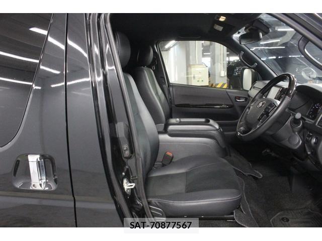 Toyota HIACE VAN 2023-01 8207777-29