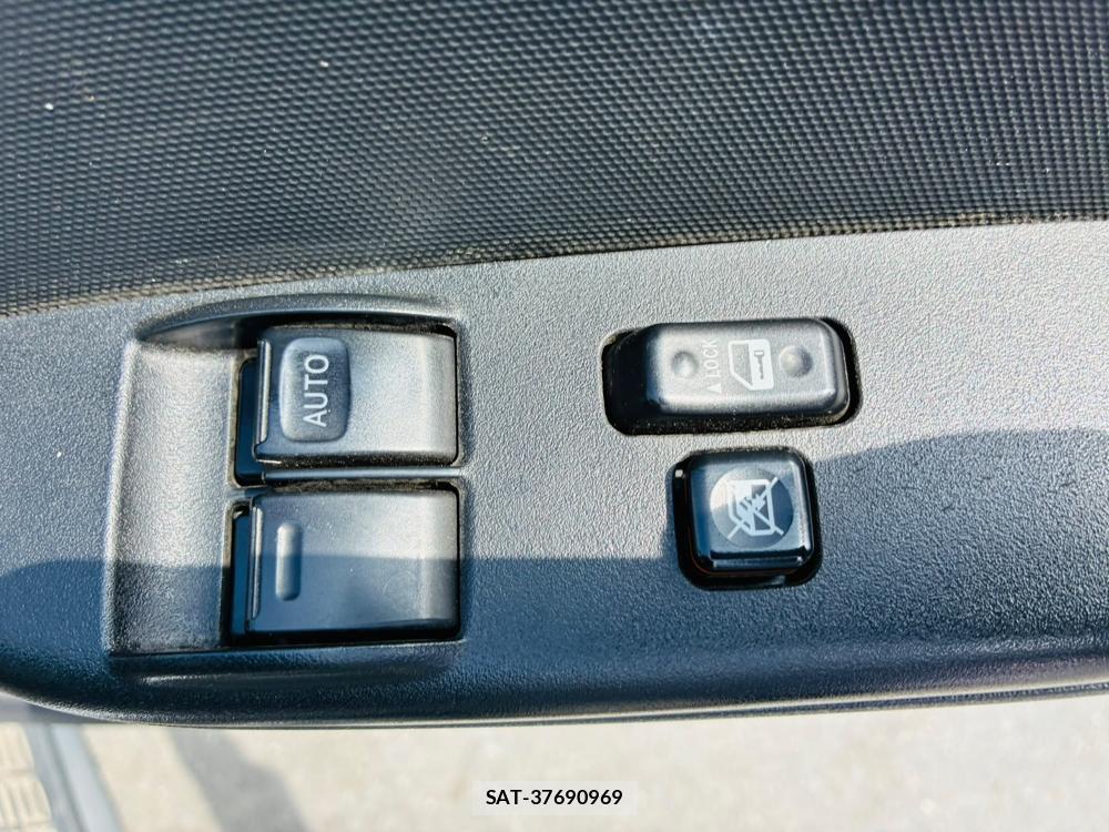 Toyota HIACE VAN 2019-09 8119958-21