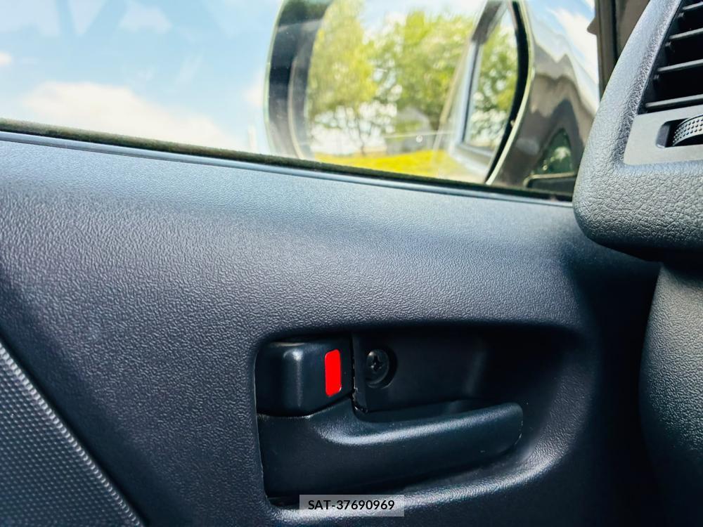 Toyota HIACE VAN 2019-09 8119958-22