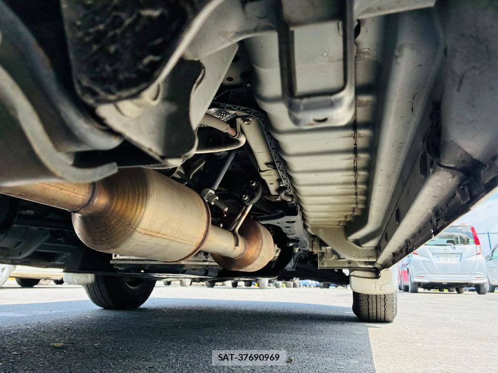 Toyota HIACE VAN 2019-09 8119958-36