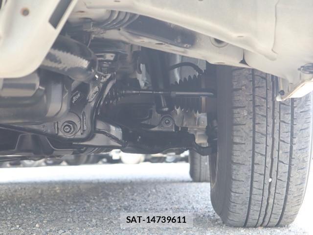 Toyota HIACE VAN 2017-02 8230263-22