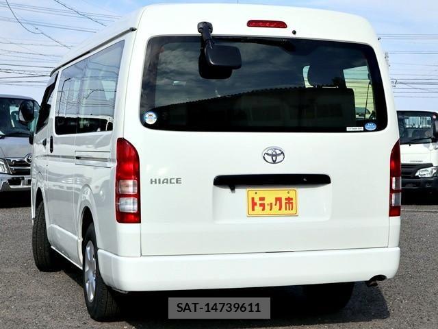 Toyota HIACE VAN 2017-02 8230263-6