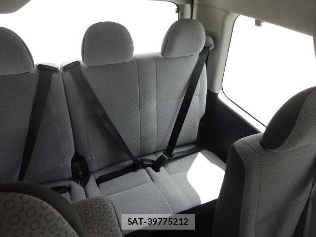Toyota HIACE VAN 2020-04 8245347-18