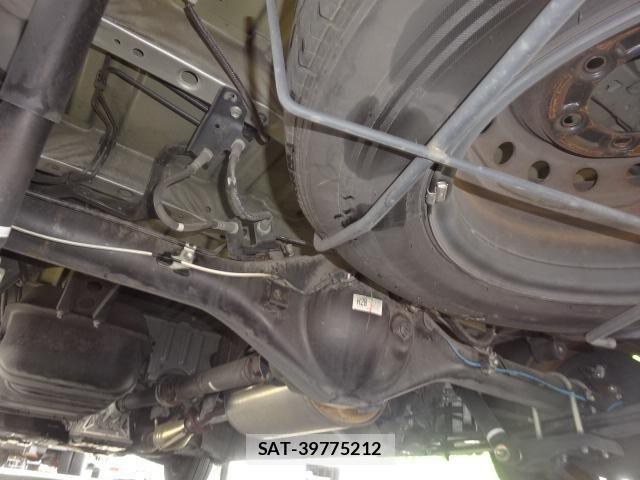 Toyota HIACE VAN 2020-04 8245347-24