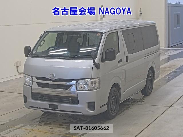 Toyota HIACE VAN 2020-07 8261530-0