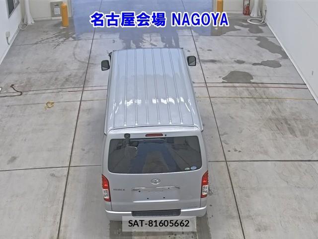 Toyota HIACE VAN 2020-07 8261530-1