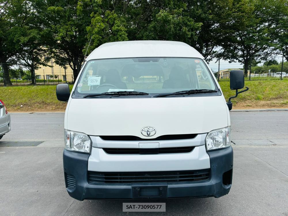 Toyota HIACE VAN 2019-06 8252226-7