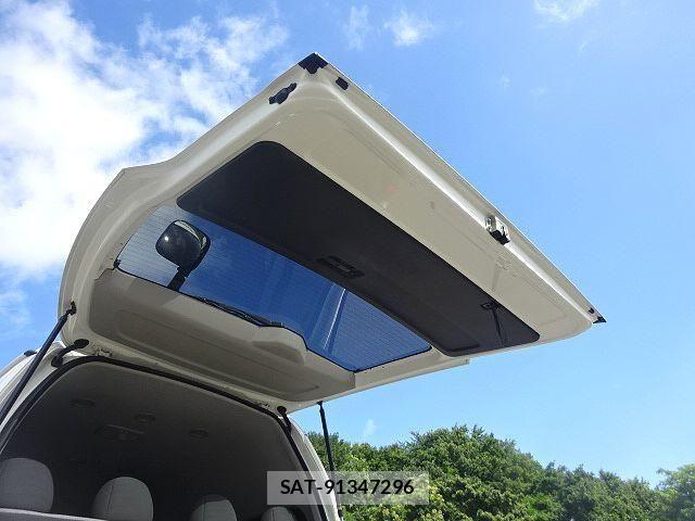 Toyota HIACE VAN 2017-02 8336083-9