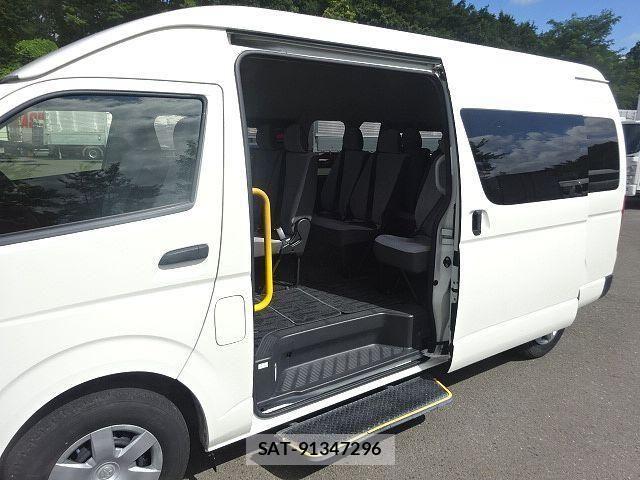 Toyota HIACE VAN 2017-02 8336083-10
