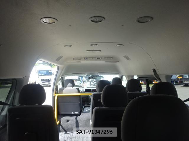 Toyota HIACE VAN 2017-02 8336083-21