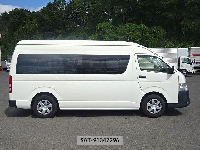 Toyota HIACE VAN 2017-02 8336083-4