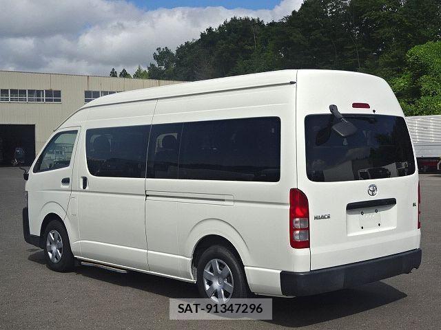 Toyota HIACE VAN 2017-02 8336083-5