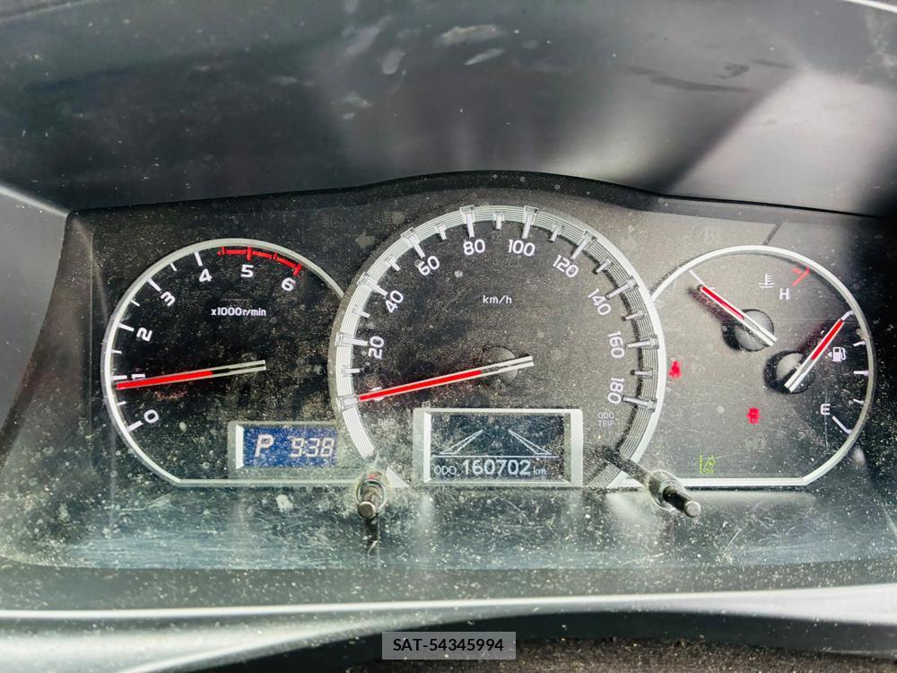 Toyota HIACE VAN 2019-07 8240827-14
