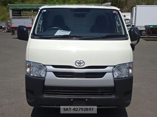 Toyota HIACE VAN 2024-02 8336084-1
