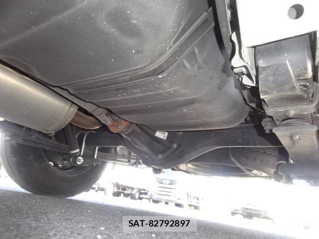 Toyota HIACE VAN 2024-02 8336084-20