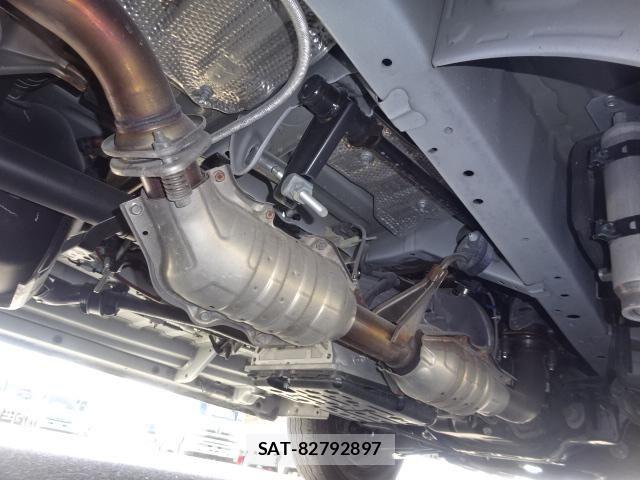 Toyota HIACE VAN 2024-02 8336084-22